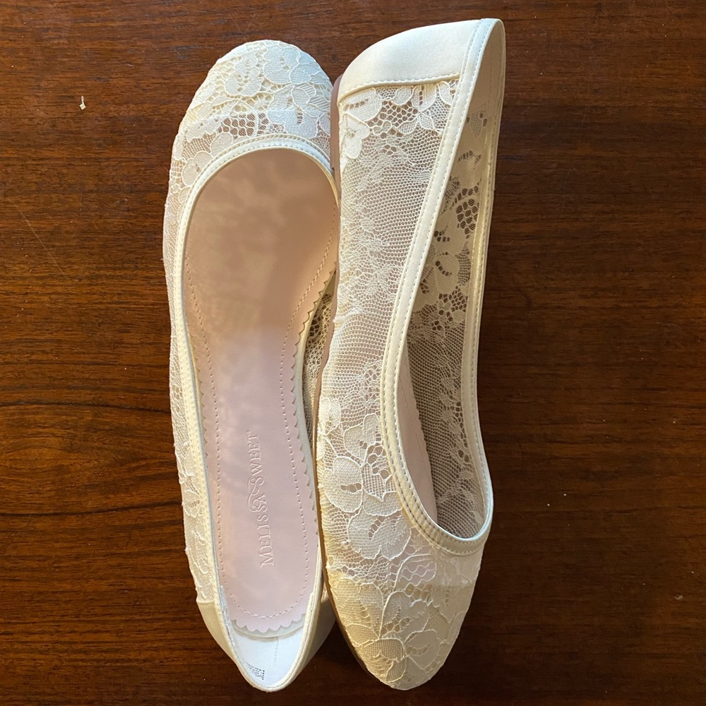 David’s bridal ballet flat